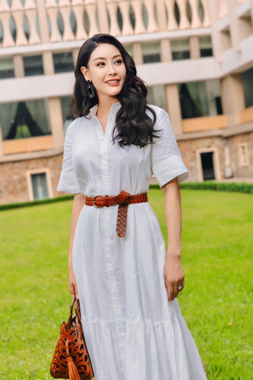 Nhan sắc trẻ đẹp của Hoa hậu Hà Kiều Anh U50 khiến nhiều người ngỡ ngàng