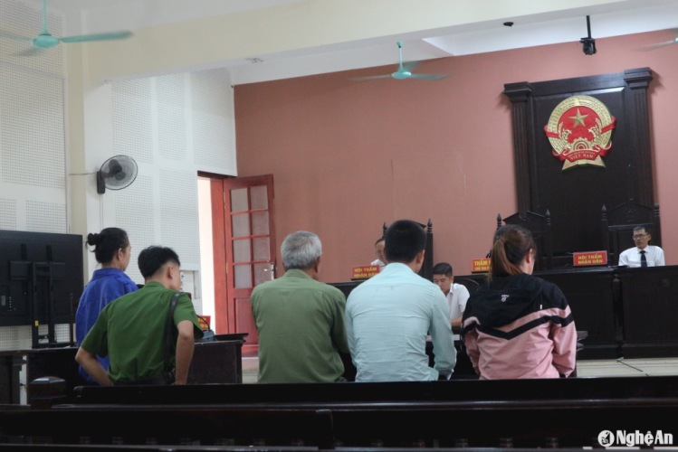 Bi kịch của người phụ nữ lãnh án 8 năm tù tội giết người