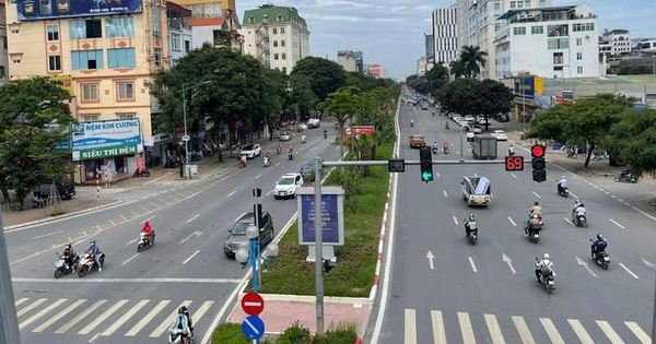 Giá một nút 🚦 đèn giao thông 1,2 tỷ 🙀