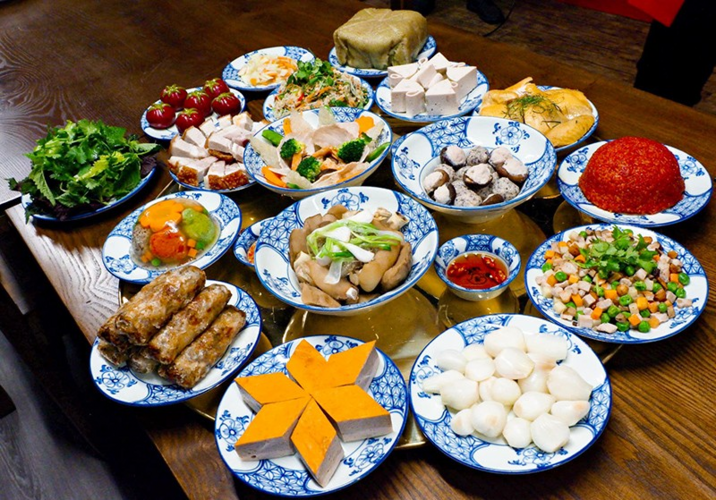 Khung giờ đẹp để cúng ngày Rằm cuối cùng của năm 2024 là gì?