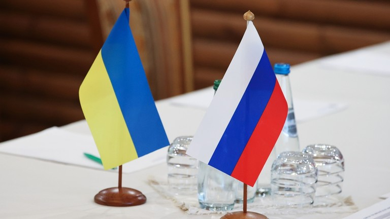 Moscow và Kiev đang tổ chức 'các cuộc đàm phán hạn chế'