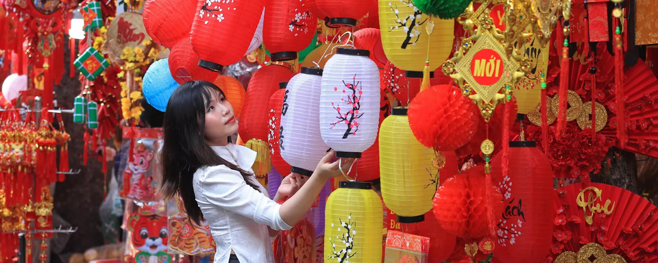 Tuổi nào may mắn và thành công nhất năm Ất Tỵ 2025?
