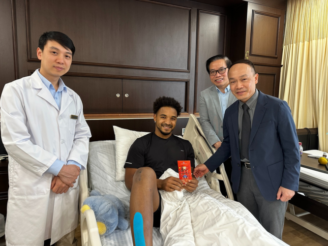 Xuân đã về, Son đã được xuất viện về Nam Định ăn Tết