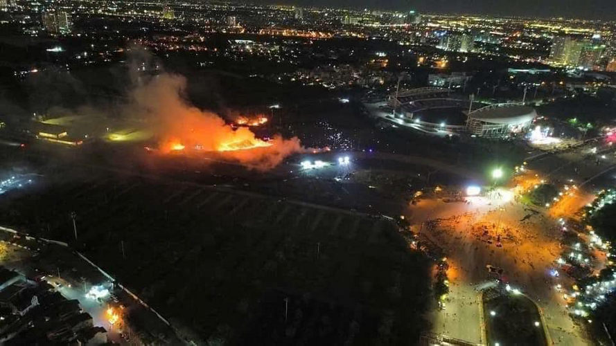 Video 🔥 cháy drone hàng loạt ở SVĐ Mỹ Đình