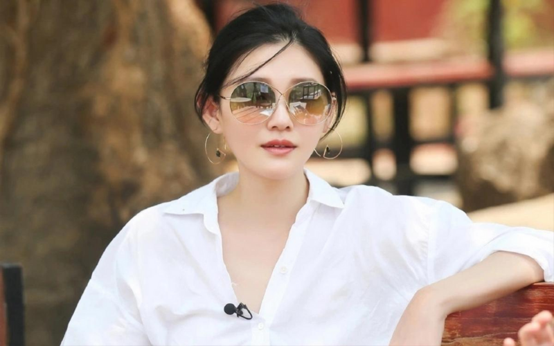 Sự nghiệp và khối tài sản khổng lồ của Từ Hy Viên