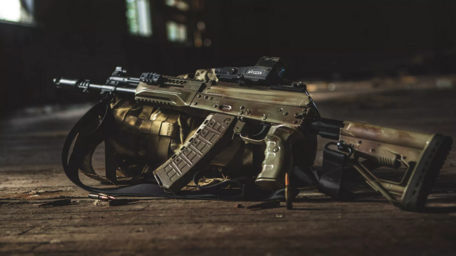 Tập đoàn Kalashnikov vừa xuất xưởng lô súng trường tấn công AK-12
