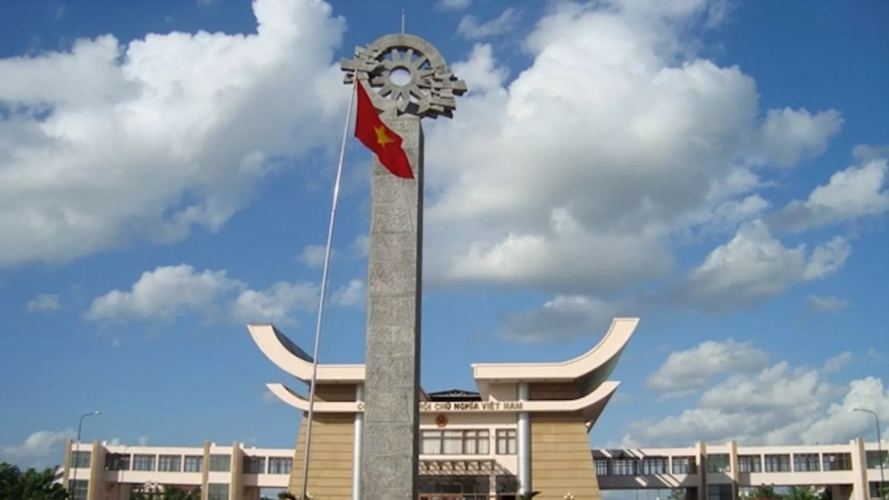 Tiếp nhận 24 người Việt sang Campuchia “việc nhẹ, lương cao”