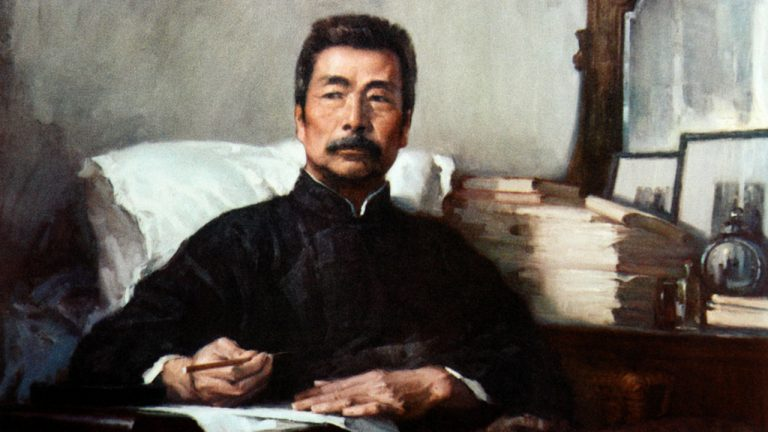 Nhà văn hiện đại vĩ đại nhất Trung Quốc, được Mao Trạch Đông tôn sùng