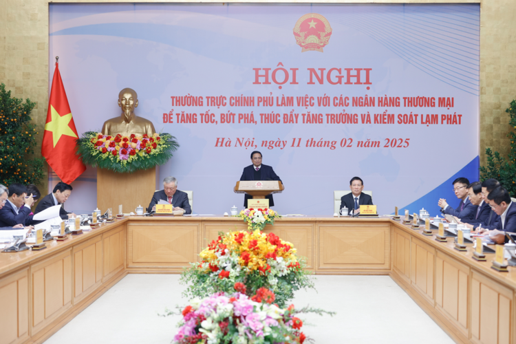 Thủ tướng nói với các Chủ tịch, TGĐ Ngân hàng: ngoài lợi nhuận thì phải mang lại lợi ích chung cho đất nước