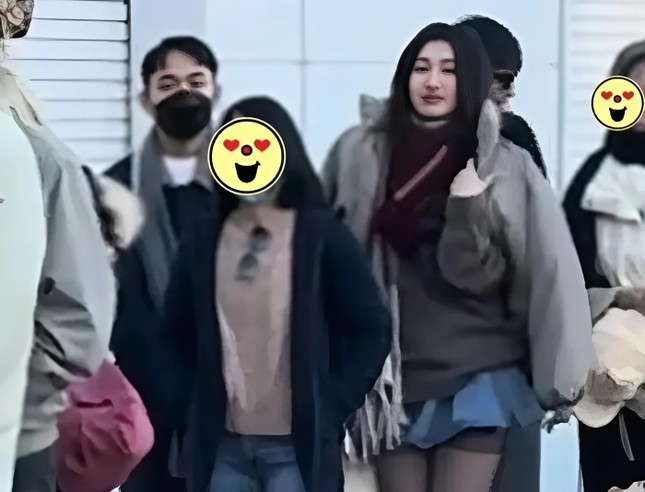 Á hậu Phương Nhi và chồng con trai nhà tỷ phú đi Nhật chơi Tết