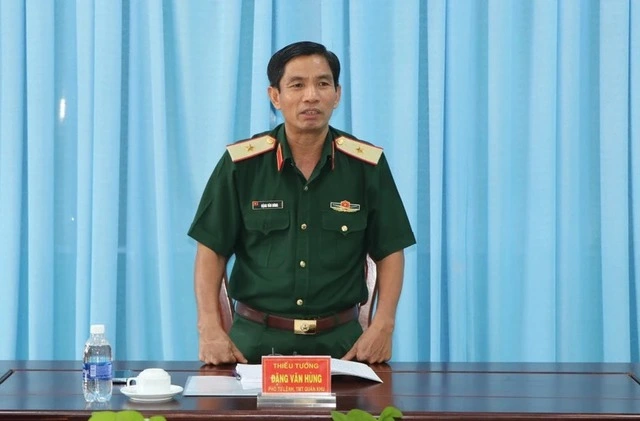 6 đồng chí Trung tướng, Thiếu tướng, Chuẩn đô đốc... thuộc Bộ Quốc phòng thôi chức lãnh đạo, chờ nghỉ hưu