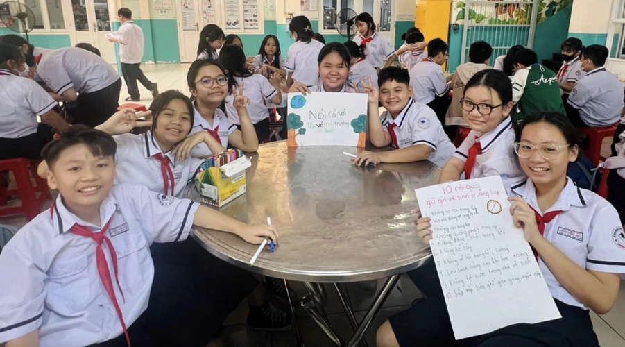 Miễn học phí cho học sinh công lập cả nước từ bao giờ?