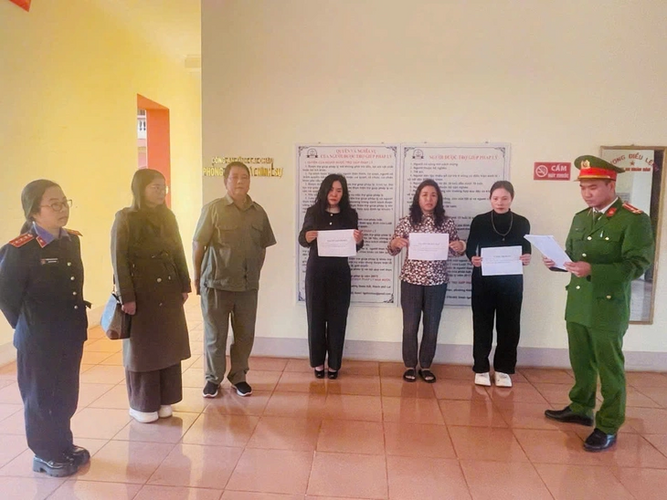 Bắt khẩn cấp 3 phụ nữ nổ 'chạy án', chiếm đoạt gần 1 tỉ đồng