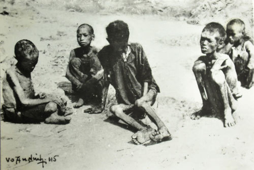Tại sao bị nạn đói năm 1945?