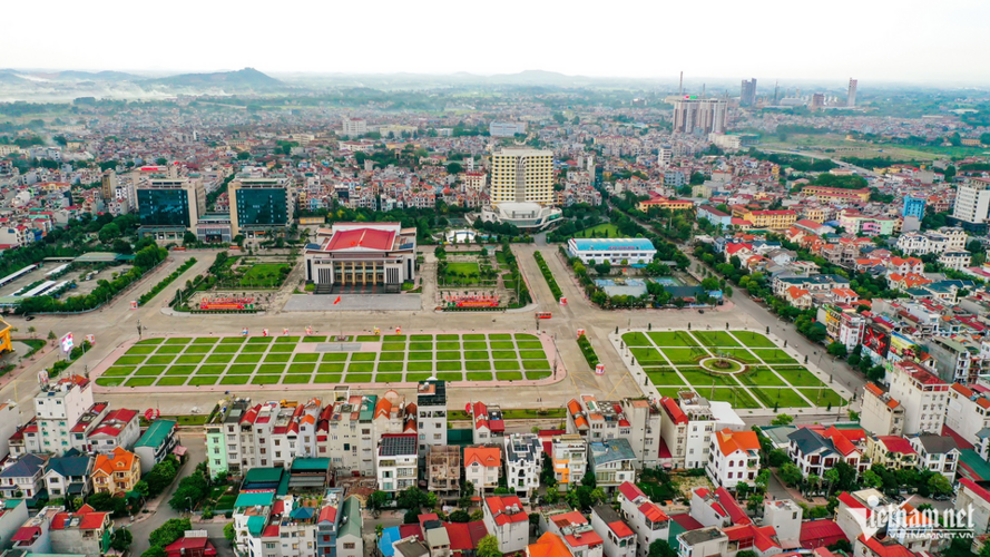 Sửa Hiến pháp phải có tầm nhìn rộng hơn, xa hơn khi sáp nhập tỉnh, bỏ huyện