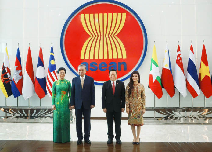 Tổng Bí thư: ASEAN là điểm khởi đầu, tiền đề để Việt Nam hội nhập