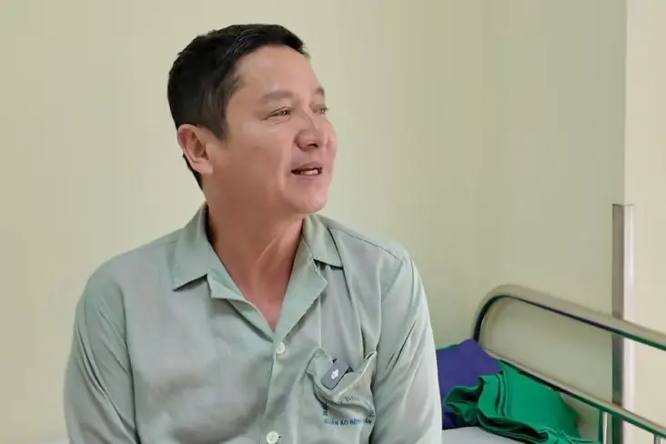 Nghệ sĩ Chí Trung lần đầu phải vào phòng mổ