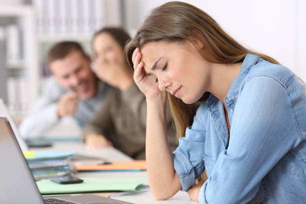 Nhìn người chị cùng trọ, tôi đâm ra lo sợ đi làm