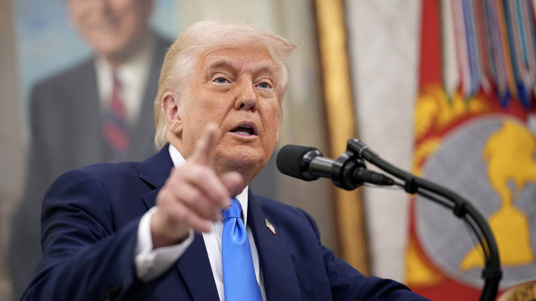 Putin, Zelensky sẵn sàng đạt được thỏa thuận – Trump