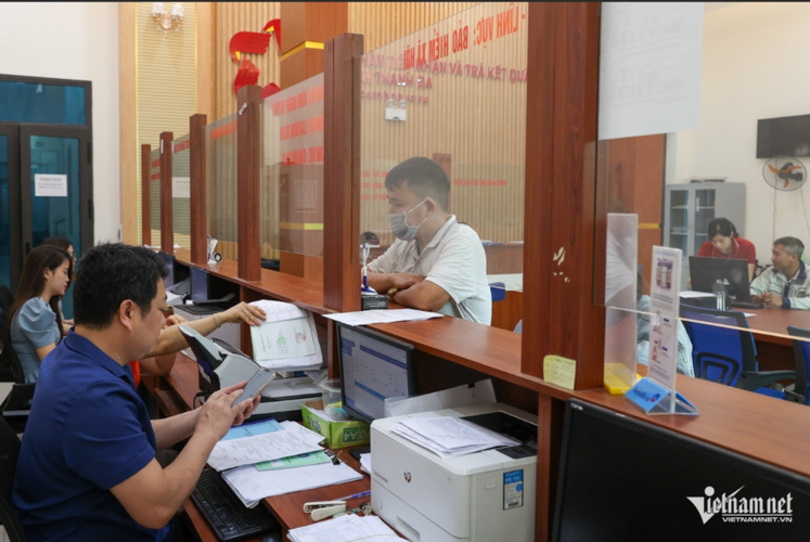 Bộ Nội vụ: Công chức trẻ, tài năng có thể được thăng chức không qua quy hoạch