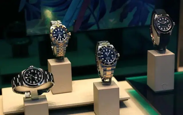 Rolex: Biểu tượng xa xỉ một thời, giờ có còn đáng mua?