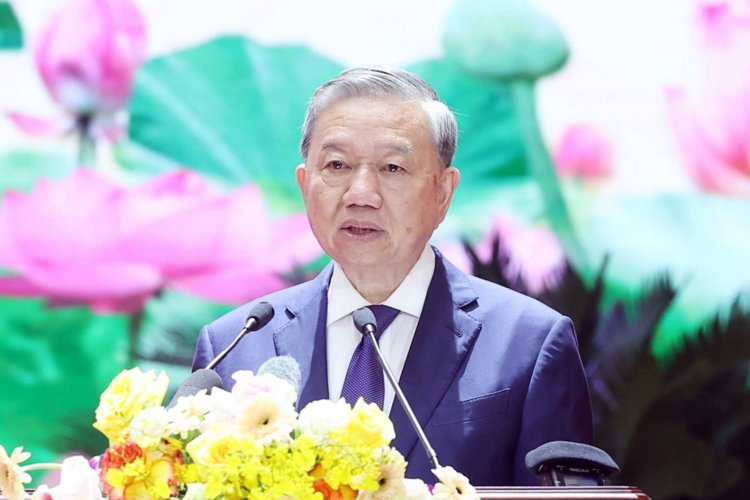 Tổng Bí thư: Phấn đấu mỗi năm người dân được kiểm tra sức khỏe ít nhất một lần