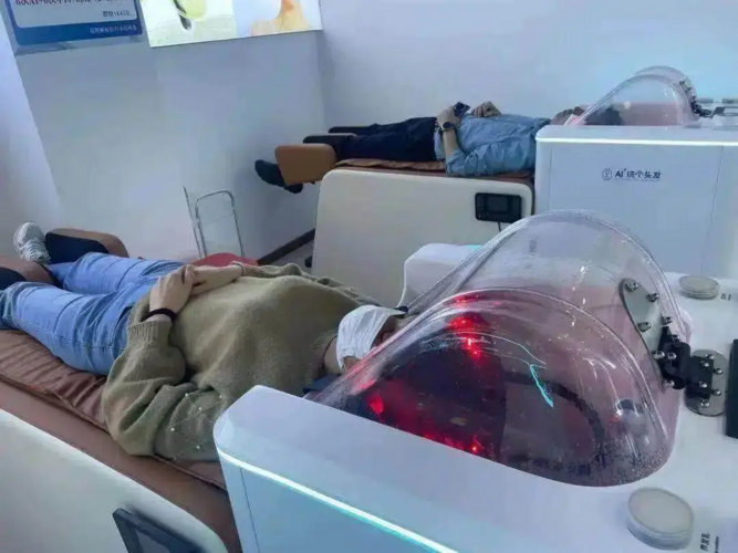 Cái này đang hot, chắc sẽ sớm du nhập Việt Nam: Gội đầu AI