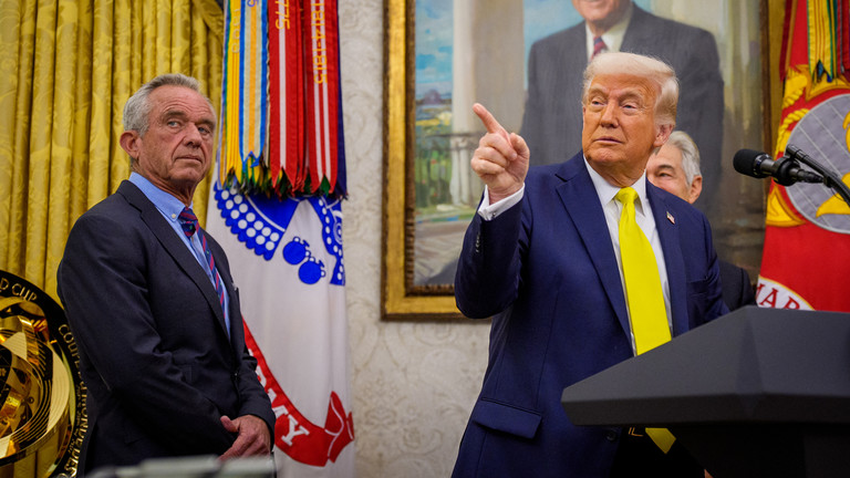 Trump dọa Hoa Kỳ sẽ rút lui nếu các cuộc đàm phán với Ukraine trở nên 'rất khó khăn'