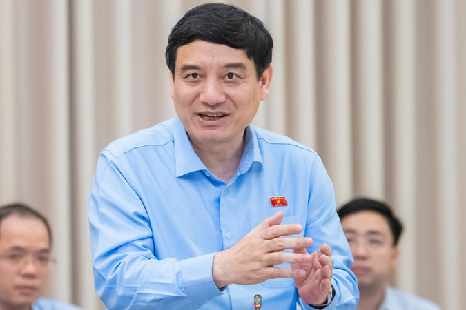 Nhà nước chi tiền cho phụ huynh đóng học phí cho con?