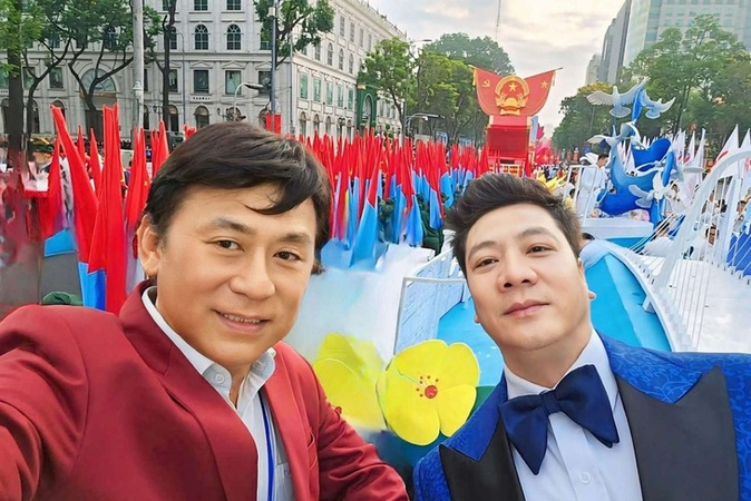 Hai Nghệ sĩ nhân dân hát mở màn Lễ diễu binh, diễu hành 30/4/2025