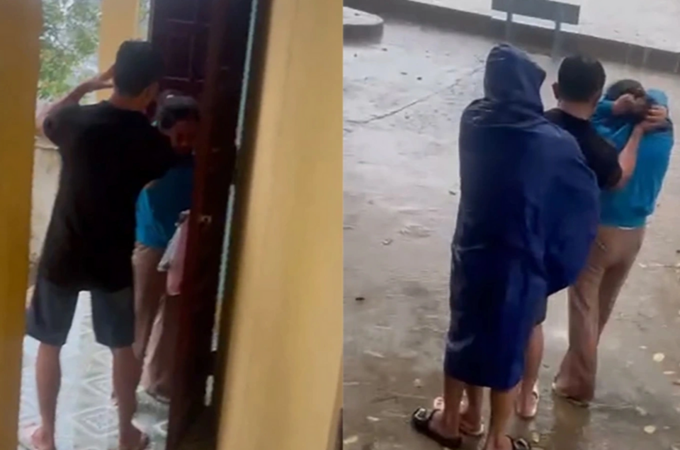 Phụ huynh tát tới tấp vào mặt nữ giáo viên, bắt ra đứng giữa mưa