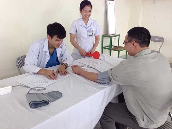 Sẽ khám sức khỏe định kỳ hằng năm cho toàn dân, tiến tới miễn viện phí giai đoạn 2030–2035