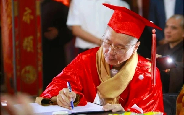 Từ vụ ông Vương Tấn Việt có bằng tiến sĩ: Các tiến sĩ rởm đang ở đâu?