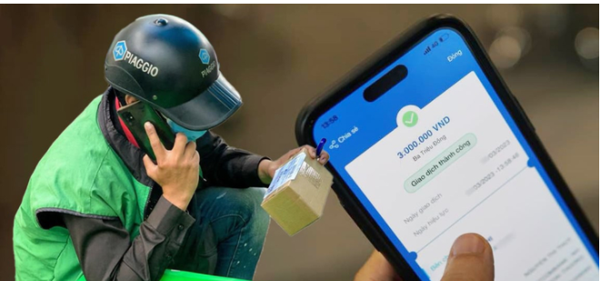 Cảnh báo nhiều mà thanh niên Hà nội vẫn bị lừa đơn hàng 30.000 đồng, mất hơn 180 triệu bởi shipper giả danh