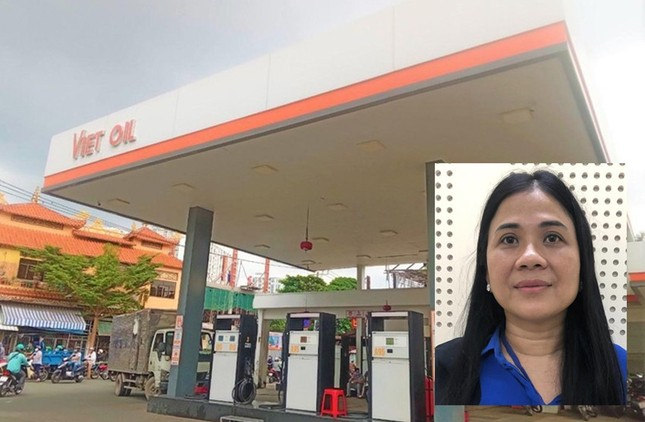 Đúng là "tiền như lá mít" trong các đại án: 'Bà trùm' xăng dầu bị cáo buộc gây thất thoát hơn 1.463 tỷ đồng