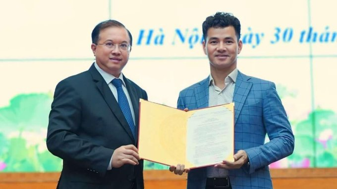 Nghệ sĩ Xuân Bắc làm gì mà "lên như diều gặp gió", vừa được bổ nhiệm Cục trưởng Nghệ thuật Biểu diễn