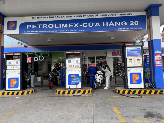 Nguyên nhân xăng sinh học E5 biến mất ở nhiều cửa hàng
