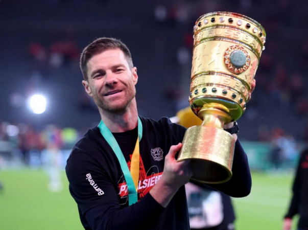 Xabi Alonso: Từ huyền thoại sân cỏ đến HLV hàng đầu thế giới