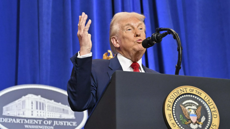 Tổng thống Mỹ Trump thông báo áp mức thuế mới, không đàm phán gì sất!