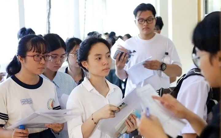 Tâm sự của một học sinh 2k7 về quy đổi điểm HSA sang thang 30