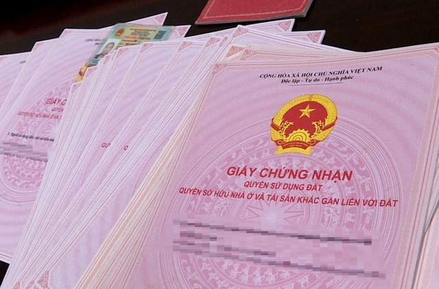 Từ 1/7: Bỏ cấp huyện, chính quyền 2 cấp vận hành – Làm sổ đỏ có gì thay đổi?