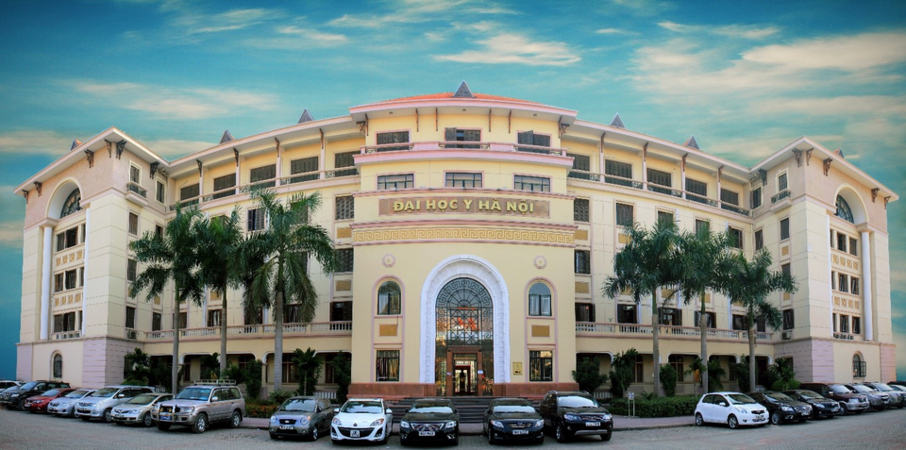 Nhiều ngành, nhiều trường đại học top đầu ở phía Bắc tăng học phí, phụ huynh và con 2k7 nên chọn như thế nào?