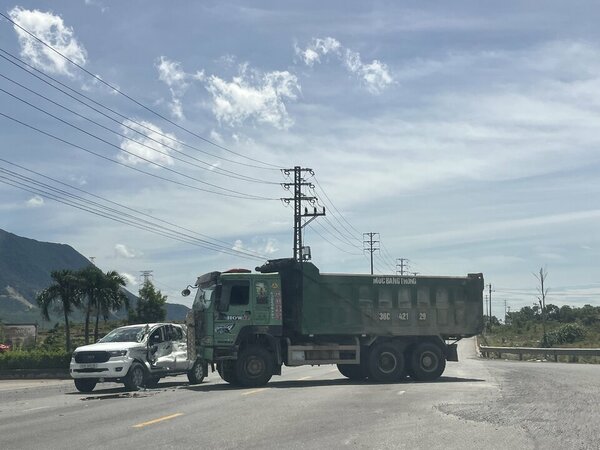 Tai nạn nghiêm trọng ngay lúc này tại đoạn đường tránh Kỳ Anh - Hà Tĩnh