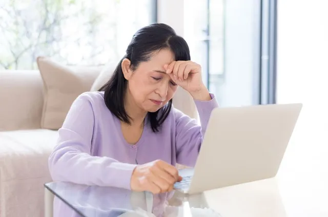 Ngoài 60 tuổi và bị con cái xa lánh. Làm sao vượt qua nỗi đau gia đình rạn nứt?