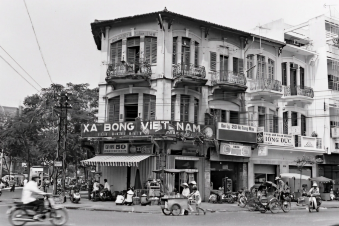 Trở về Sài Gòn thập niên 1980 qua lăng kính nhiếp ảnh gia