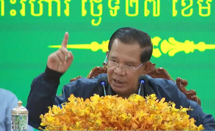 Hun Sen cáo buộc Thaksin và con gái phản bội tôi và Thái Lan trong chương trình phát sóng trực tiếp kéo dài 4 giờ