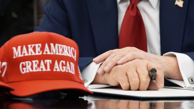 Trump không chơi chính trị - ông đang làm sản phẩm