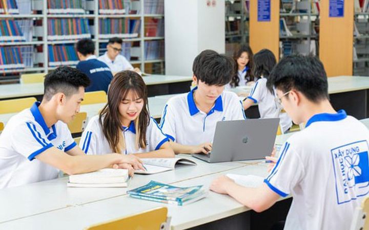 Học phí đại học công lập sẽ tăng dần, có mức trần. Đang lấy ý kiến bà con