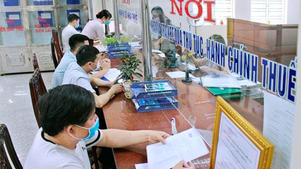 Thu thuế sử dụng đất phi nông nghiệp qua mạng, người già không có mã số thuế, không dùng eTax Mobile phải làm sao?