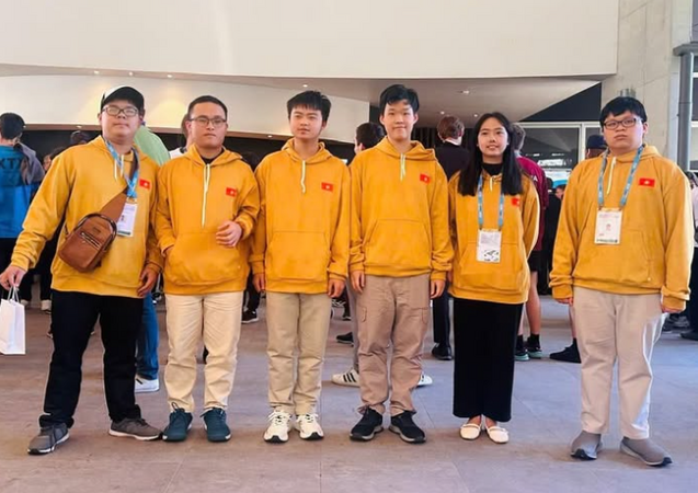Chiến thắng kép của đoàn Việt Nam tại Olympic Toán quốc tế IMO 2025